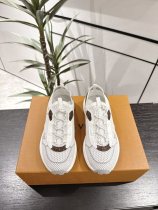 ルイヴィトン靴 LOUIS VUITTON 2025新作 スニーカー