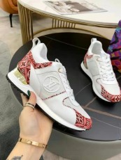 ルイヴィトン靴 LOUIS VUITTON 2025新作 スニーカー