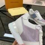 ルイヴィトン靴 LOUIS VUITTON 2025新作 スニーカー