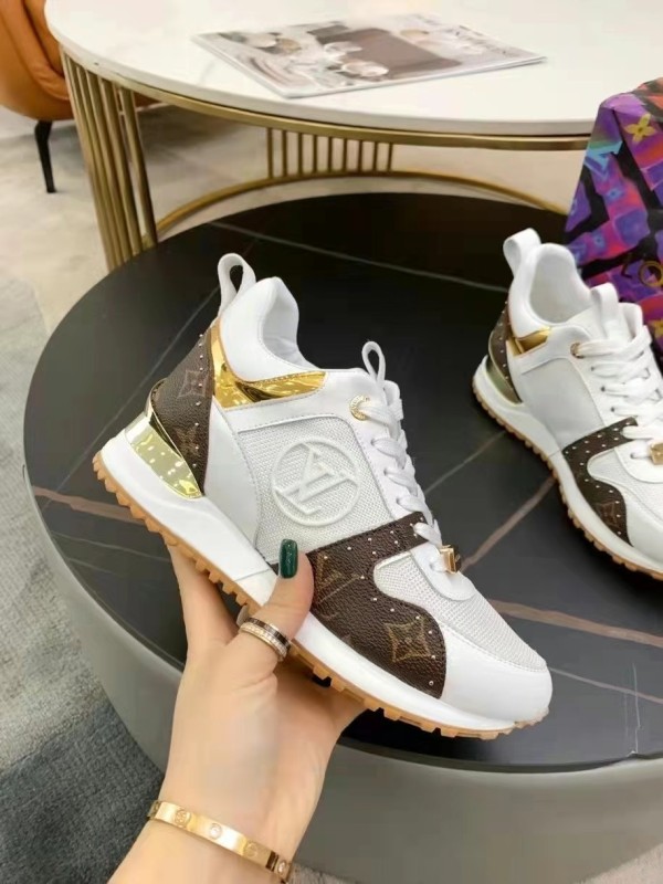 ルイヴィトン靴 LOUIS VUITTON 2025新作 スニーカー