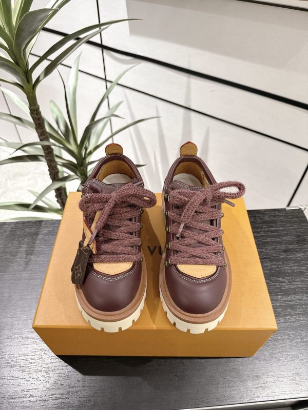 ルイヴィトン靴 LOUIS VUITTON 2025新作 カジュアルシューズ