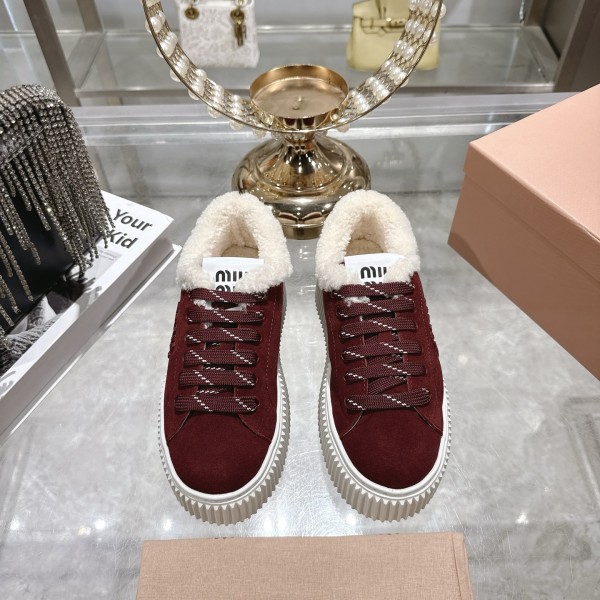ミュウミュウ靴 Miu Miu 2025新作 カジュアルシューズ