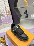 ルイヴィトン靴 LOUIS VUITTON 2025新作 スニーカー