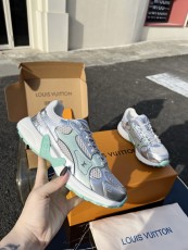 ルイヴィトン靴 LOUIS VUITTON 2025新作 スニーカー