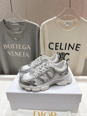 ディオール靴 DIOR 2025新作 スニーカー