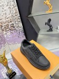 ルイヴィトン靴 LOUIS VUITTON 2025新作 カジュアルシューズ