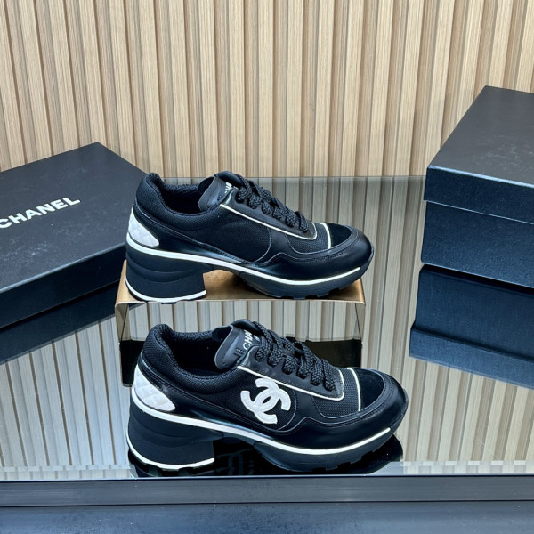 シャネル靴 CHANEL 2025新作 スニーカー