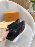 ルイヴィトン靴 LOUIS VUITTON 2025新作 スニーカー