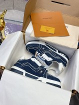 ルイヴィトン靴 LOUIS VUITTON 2025新作 スニーカー
