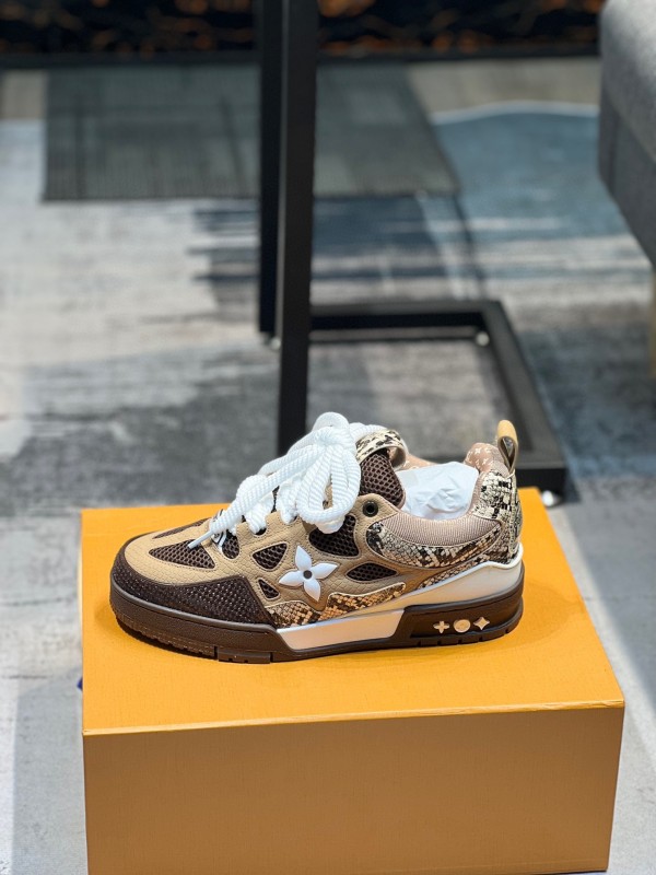 ルイヴィトン靴 LOUIS VUITTON 2025新作 スニーカー