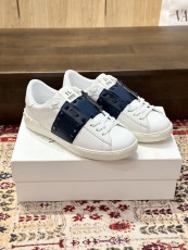 ヴァレンティノ靴 VALENTINO 2025新作 スニーカー