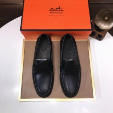 エルメス靴 HERMES 2025新作 モカシン