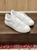 ヴァレンティノ靴 VALENTINO 2025新作 スニーカー