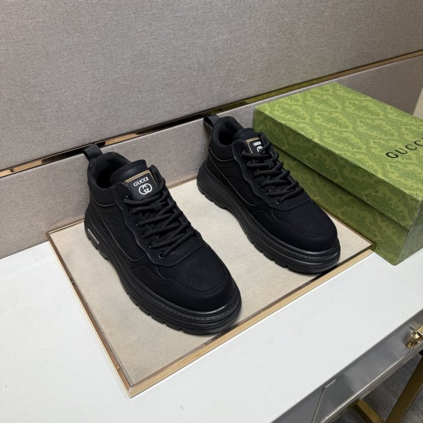 グッチ靴 GUCCI 2025新作 カジュアルシューズ