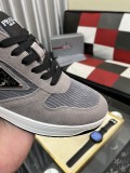 プラダ靴 PRADA 2025新作 カジュアルシューズ