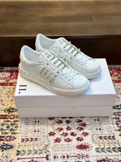 ヴァレンティノ靴 VALENTINO 2025新作 スニーカー