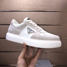 プラダ靴 PRADA 2025新作 カジュアルシューズ