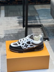 ルイヴィトン靴 LOUIS VUITTON 2025新作 スニーカー