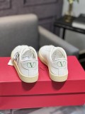 ヴァレンティノ靴 VALENTINO 2025新作 スニーカー