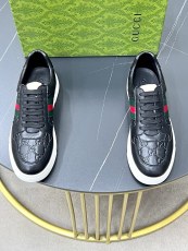 グッチ靴 GUCCI 2025新作 カジュアルシューズ