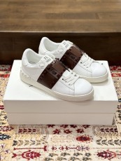 ヴァレンティノ靴 VALENTINO 2025新作 スニーカー
