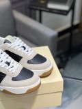ヴァレンティノ靴 VALENTINO 2025新作 スニーカー
