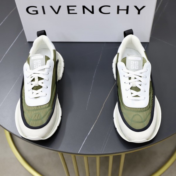 ジバンシィ靴 GIVENCHY 2025新作 スニーカー