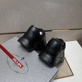 プラダ靴 PRADA 2025新作 カジュアルシューズ