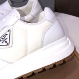 プラダ靴 PRADA 2025新作 カジュアルシューズ