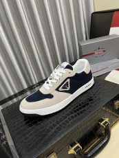 プラダ靴 PRADA 2025新作 カジュアルシューズ