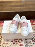 ヴァレンティノ靴 VALENTINO 2025新作 スニーカー