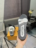 ルイヴィトン靴 LOUIS VUITTON 2025新作 スニーカー