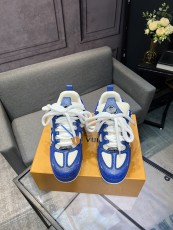 ルイヴィトン靴 LOUIS VUITTON 2025新作 スニーカー