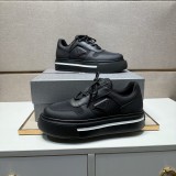 プラダ靴 PRADA 2025新作 カジュアルシューズ