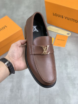 ルイヴィトン靴 LOUIS VUITTON 2025新作 モカシン