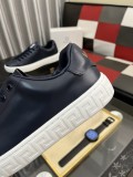 ヴァレンティノ靴 VALENTINO 2025新作 カジュアルシューズ