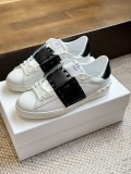 ヴァレンティノ靴 VALENTINO 2025新作 カジュアルシューズ