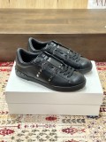 ヴァレンティノ靴 VALENTINO 2025新作 スニーカー
