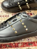 ヴァレンティノ靴 VALENTINO 2025新作 スニーカー