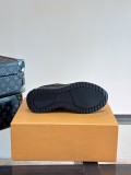 ルイヴィトン靴 LOUIS VUITTON 2025新作 スニーカー