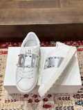 ヴァレンティノ靴 VALENTINO 2025新作 スニーカー