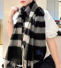 バーバリーマフラー BURBERRY 2025新作マフラー