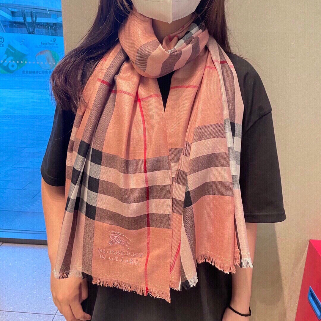 バーバリーマフラー BURBERRY 2025新作マフラー