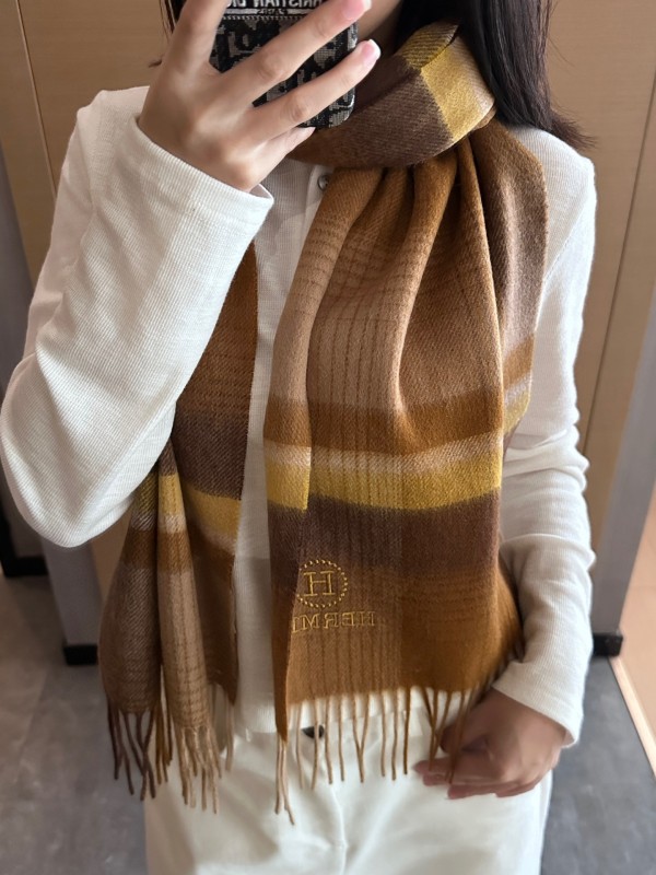 エルメスマフラー HERMES 2025新作マフラー