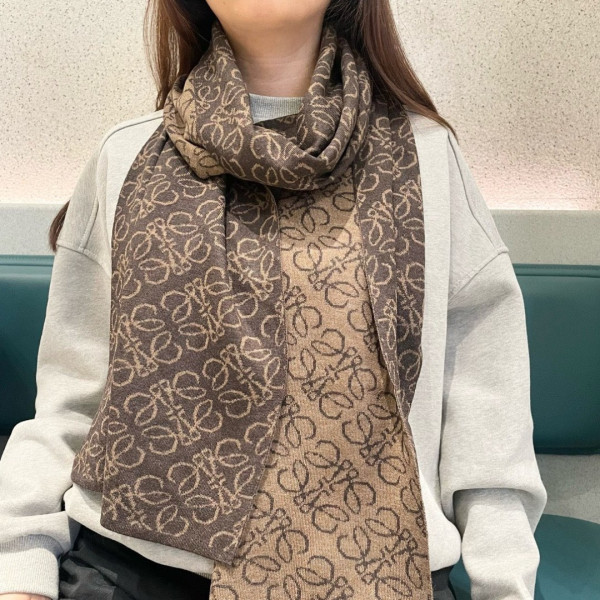 ロエベマフラー LOEWE 2025新作マフラー