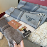 ロロ・ピアーナマフラー Loro Piana 2025新作カシミヤのマフラー