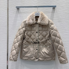 モンクレール服 MONCLER 2025新作 ダウンジャケット