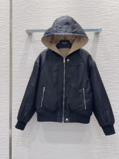 プラダ服 PRADA 2025新作 綿入れ