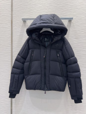 モンクレール服 MONCLER 2025新作 ダウンジャケット