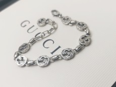 グッチブレスレット GUCCI 2025新作 ブレスレット